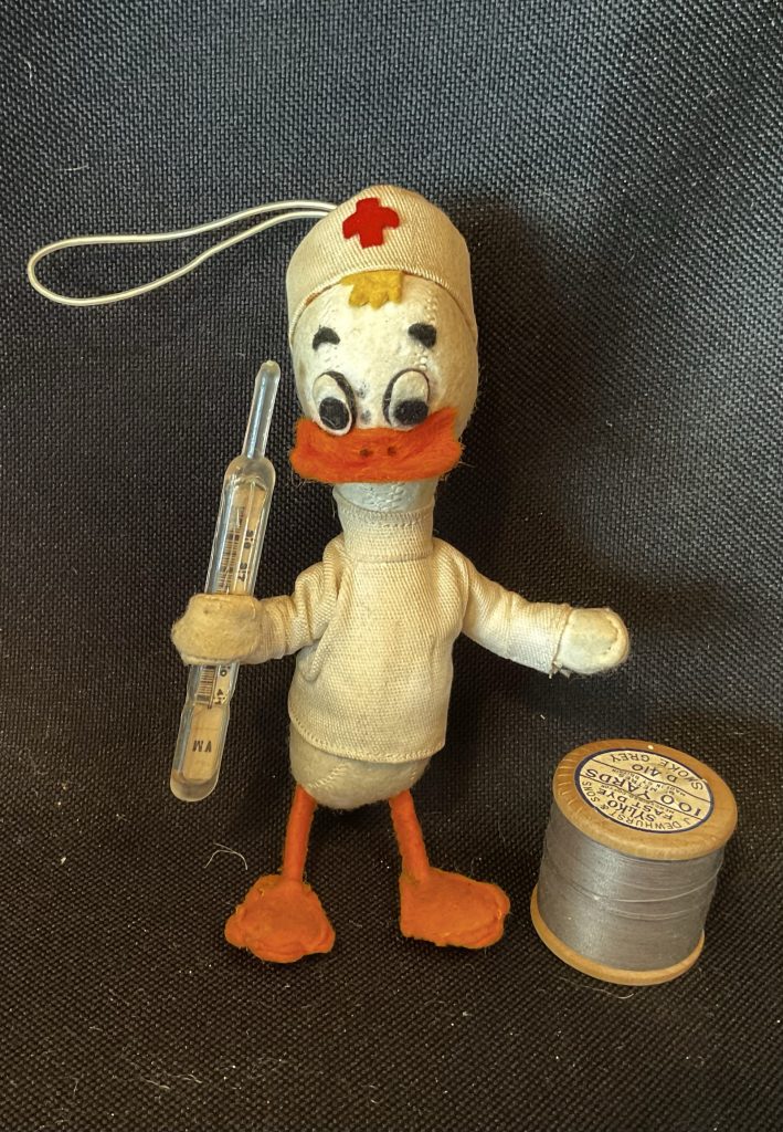 Lenci Donald Duck ‘Nurse’